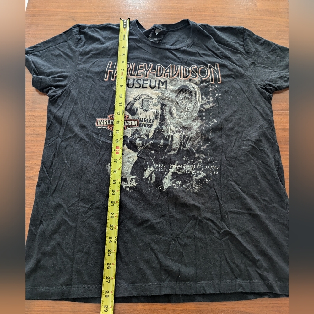Harley Davidson Museum Milwaukee Wisconsin Black Short Sleeve Tee Size XL - Picture 5 of 6